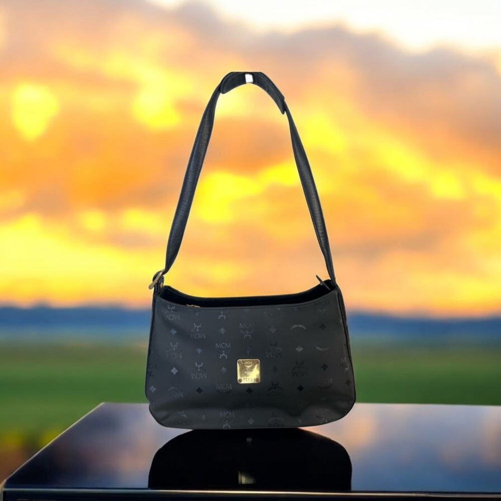 MCM Vintage Black Visetos Shoulder Bag – Michael Cromer Era